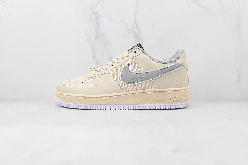 Nike Air Force 1 "Chalk" фото № 2