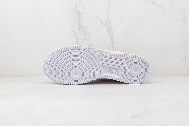 Nike Air Force 1 "Chalk" фото № 8