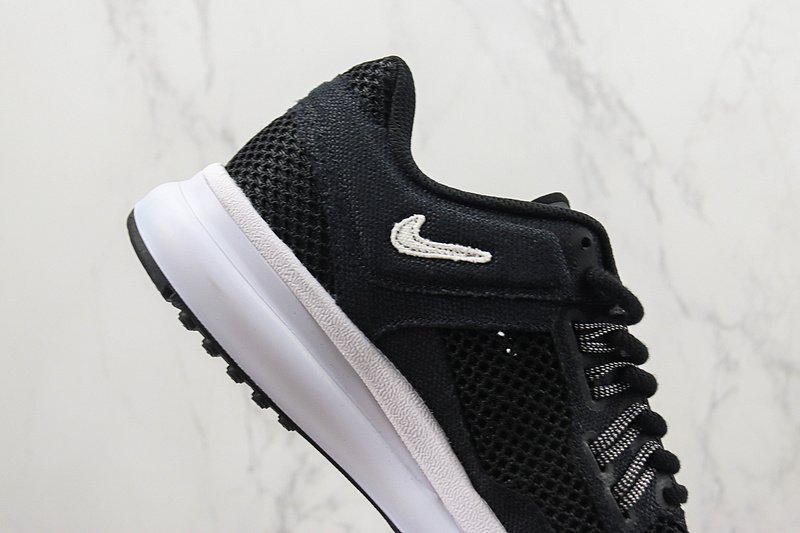 Stussy x Nike Air Max 2013 "Black/White" фото № 3