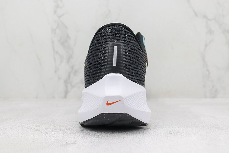 Nike Air Zoom Pegasus 40 "Black/Yellow Swoosh" фото № 9