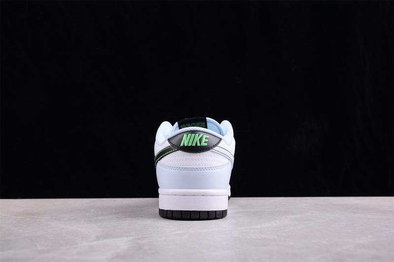 Nike Dunk Low "Grey/Green Strike" фото № 2