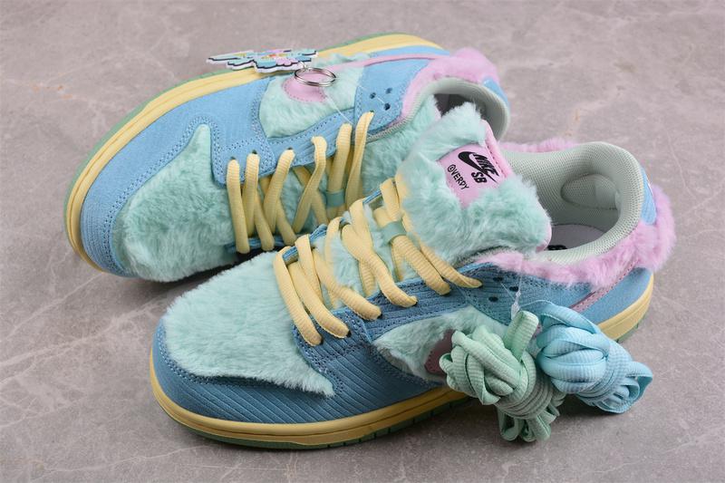 Nike SB Dunk Low "Fuzzy Pastel" фото № 4