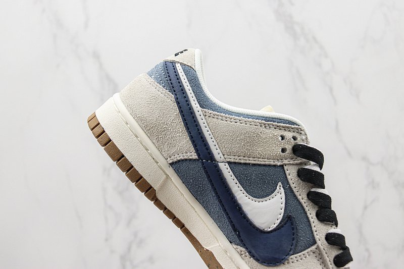 Nike Dunk Low SE 85 Double Swoosh "Santa Claus" фото № 4