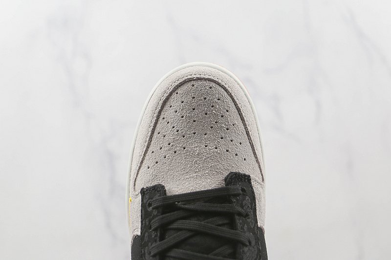 Nike Dunk Low "Year of the Tiger" фото № 3