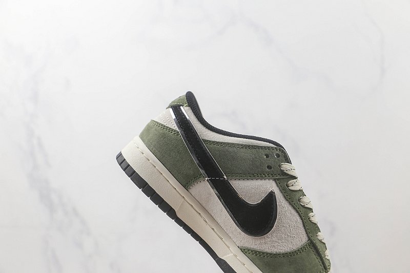 Otomo Katsuhiro x Nike SB Dunk Low "Green/White" фото № 4