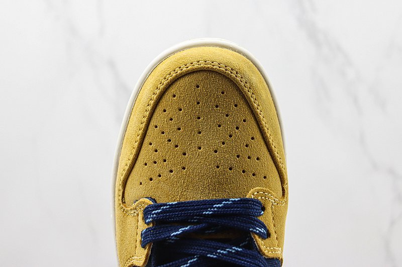 Nike SB Dunk Low Pro PRM "90s Backpack" фото № 4