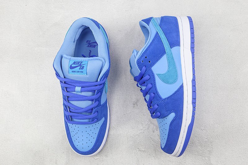 Nike SB Dunk Low "Blue Raspberry" фото № 6