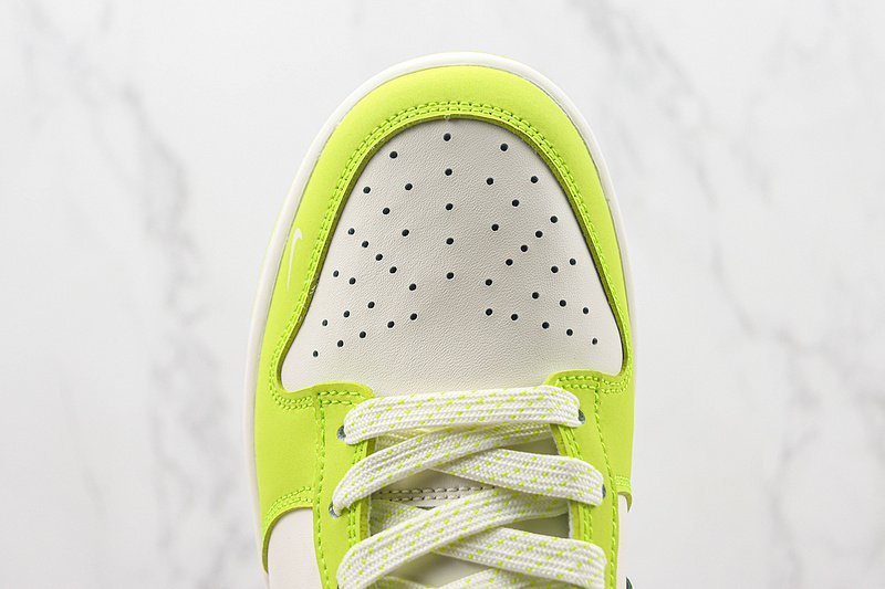 Nike SB Dunk Low "Frog Prince" фото № 3