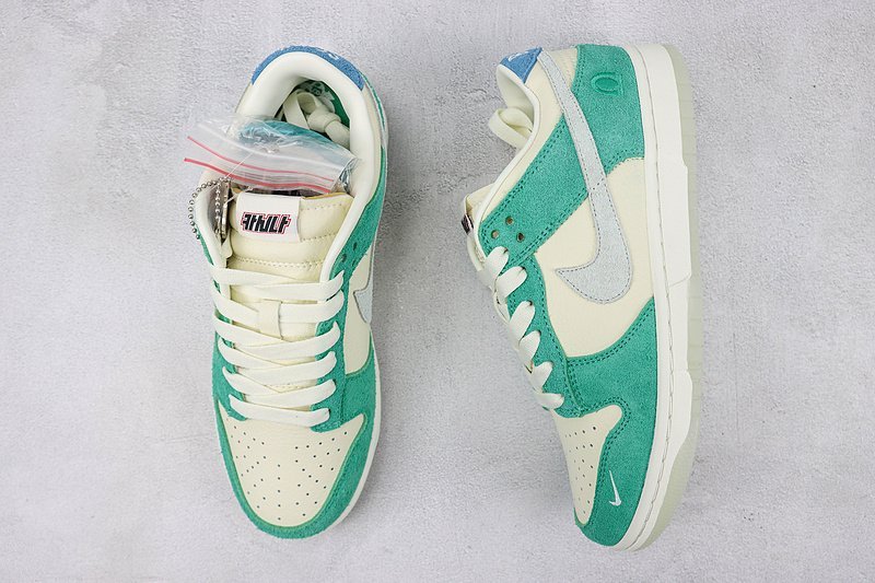 Kasina X Nike SB Dunk Low "Road Sign" фото № 6