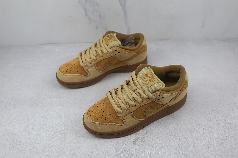 Nike SB Dunk Low "Reese Forbes Reverse Wheat" фото № 5