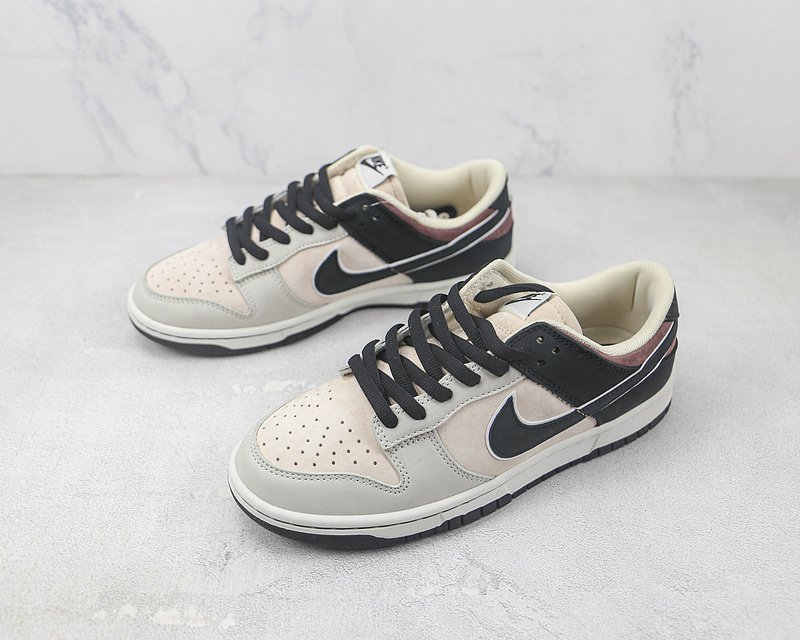 Otomo Katsuhiro x Nike SB Dunk Low "Steamboy OST/Beige/Black" фото № 5