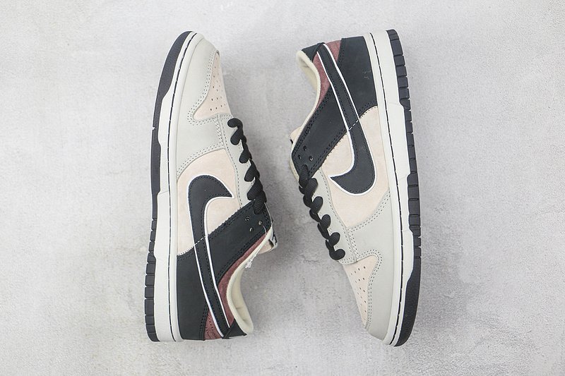 Otomo Katsuhiro x Nike SB Dunk Low "Steamboy OST/Beige/Black" фото № 6