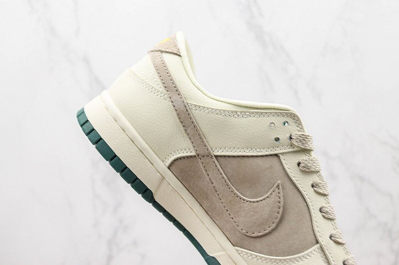 Louis Vuitton x Nike Dunk Low "Ivory/Green/Beige" фото № 3
