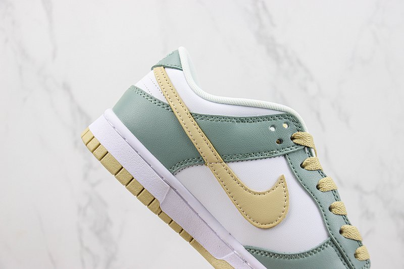 Nike SB Dunk Low "Ocean Bliss" фото № 3