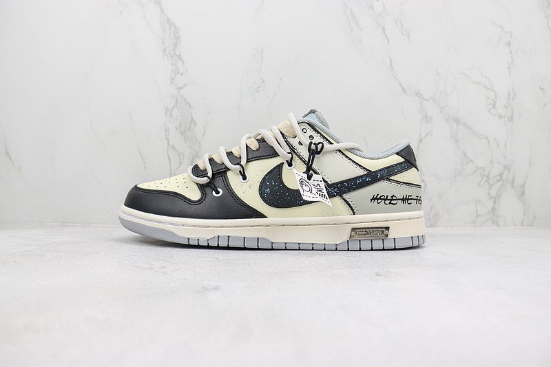 Nike Dunk Low "Hold Me Tight" фото № 2