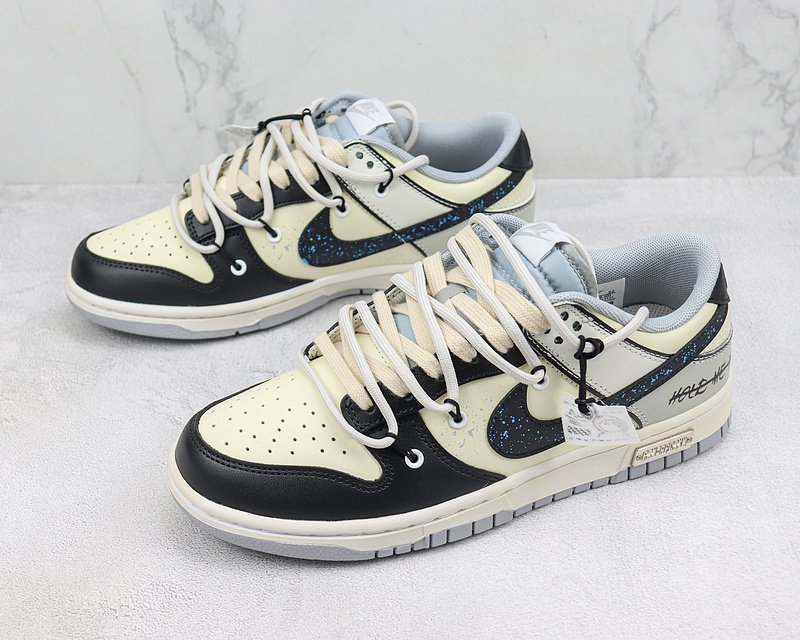 Nike Dunk Low "Hold Me Tight" фото № 5