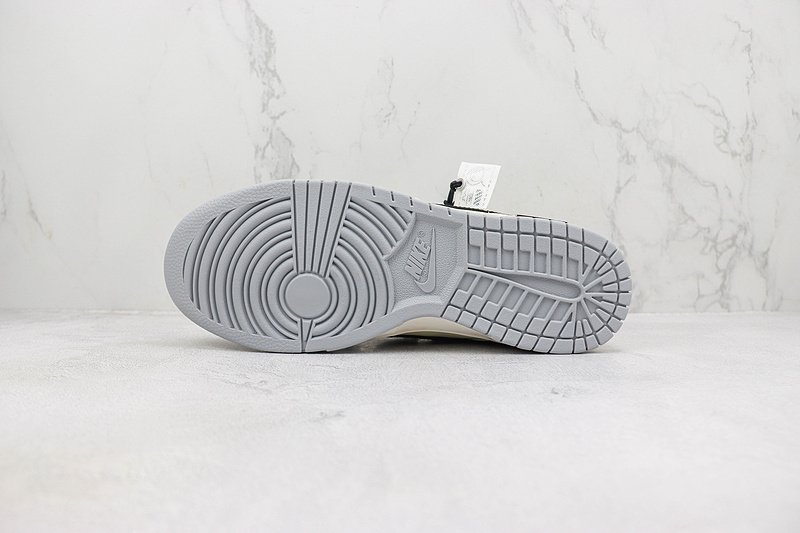 Nike Dunk Low "Hold Me Tight" фото № 8