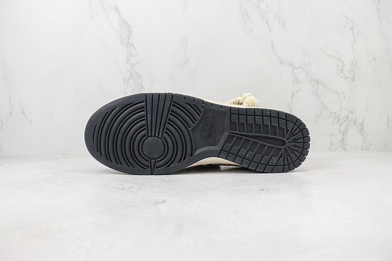 Nike Dunk Low "Beige Tartan/Black/White" фото № 8