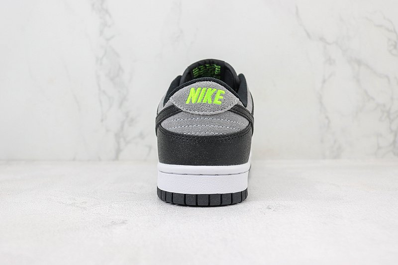 Nike Dunk Low "Peter Moore's" фото № 9