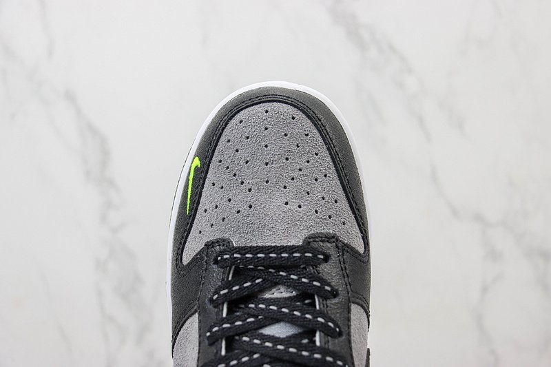 Nike Dunk Low "Peter Moore's" фото № 4