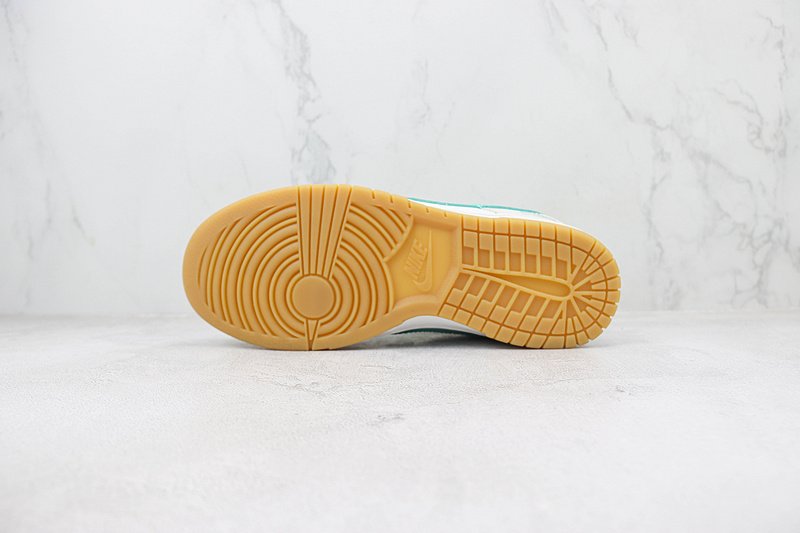 Supreme x Nike Dunk Low "Silver/Grey/Blue" фото № 8