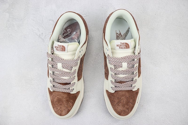 The North Face x Nike Dunk Low "Sepia Brown/Cream White" фото № 7