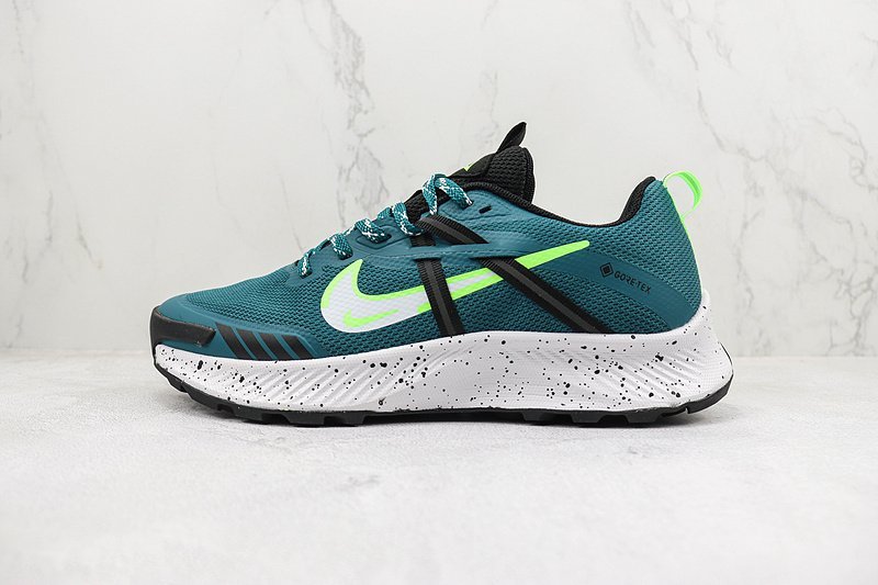 Gore-Tex x Nike Zoom Pegasus Trail 2 "Bottle Green" фото № 2