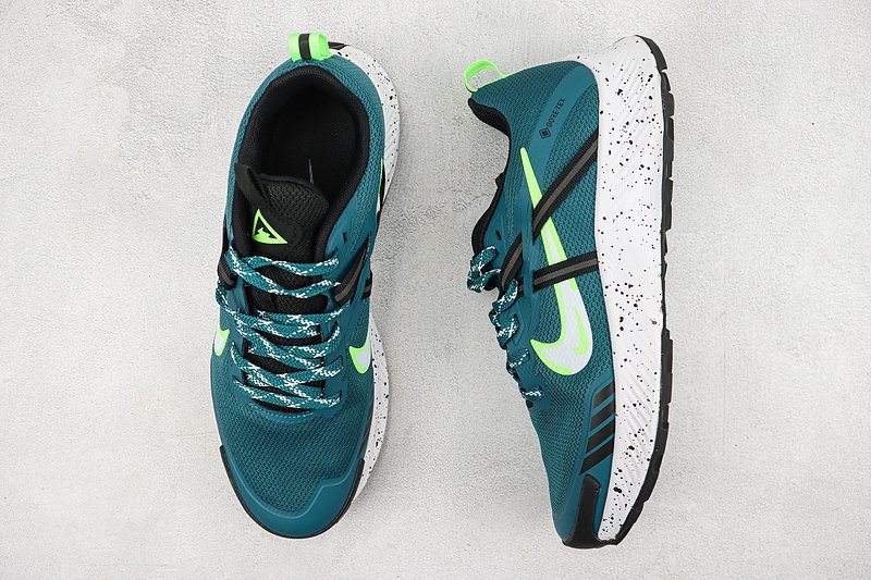Gore-Tex x Nike Zoom Pegasus Trail 2 "Bottle Green" фото № 7