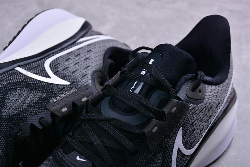 Nike Vomero 17 "Black" фото № 7