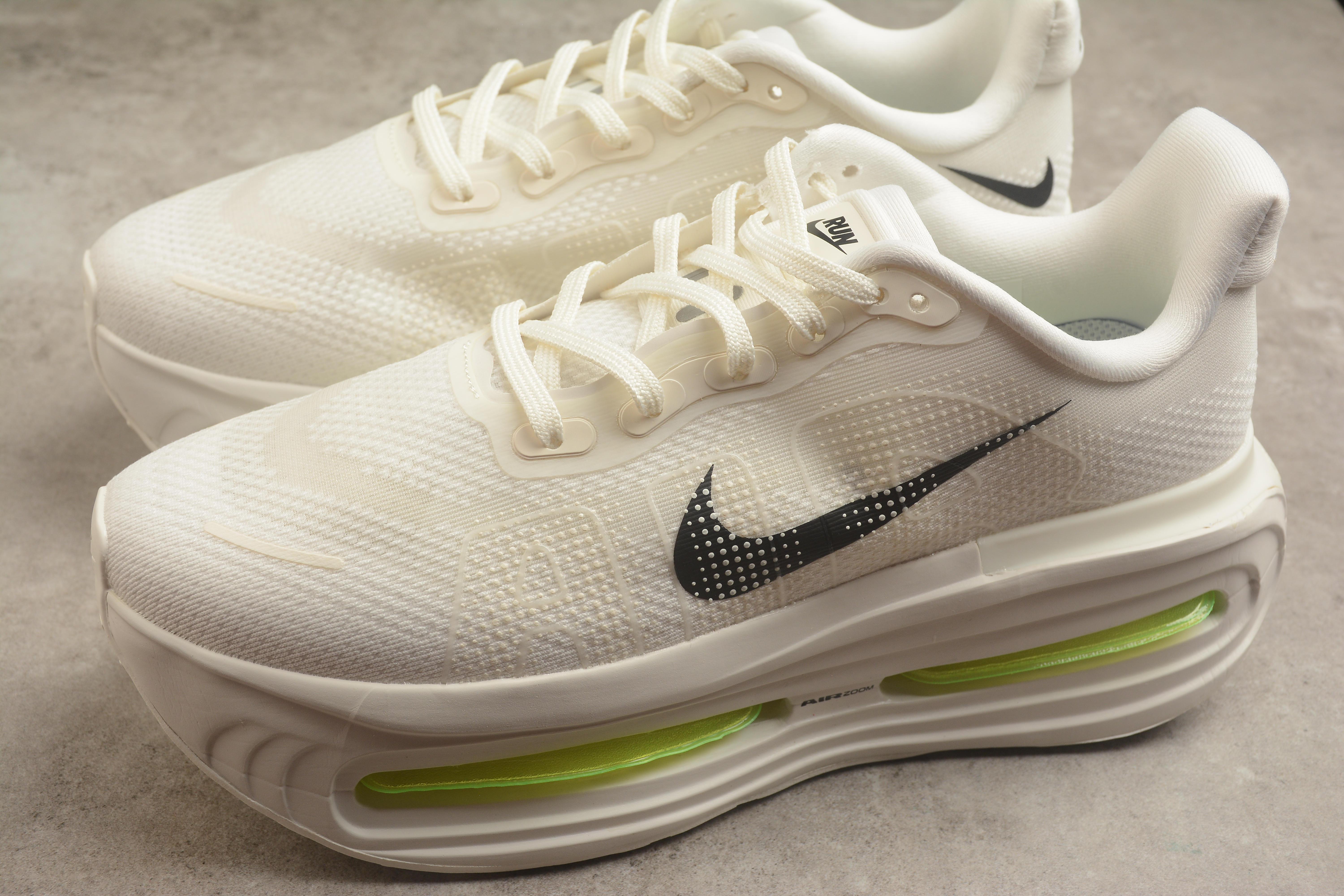 Nike Vomero Premium "Sail/Light Bone/Cream" фото № 3