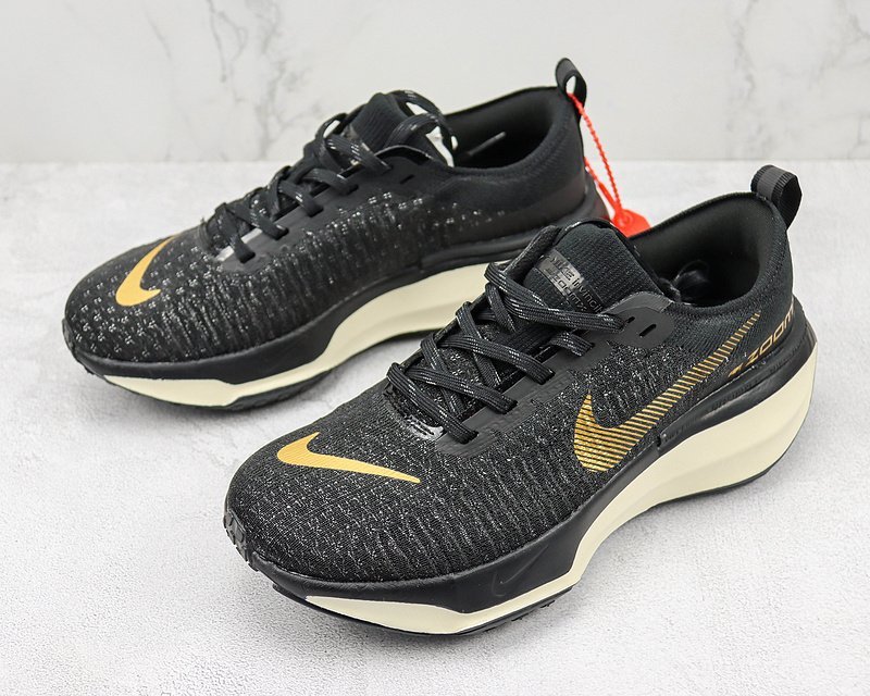 Nike ZoomX Invincible Run Flyknit 3 "Black/Gold" фото № 5