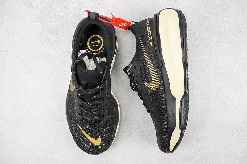 Nike ZoomX Invincible Run Flyknit 3 "Black/Gold" фото № 6