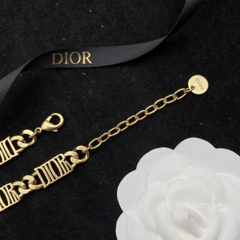 Ожерелье Dior Chain Details Decoration - Repeating Logo And Pendant "Gold" фото № 5