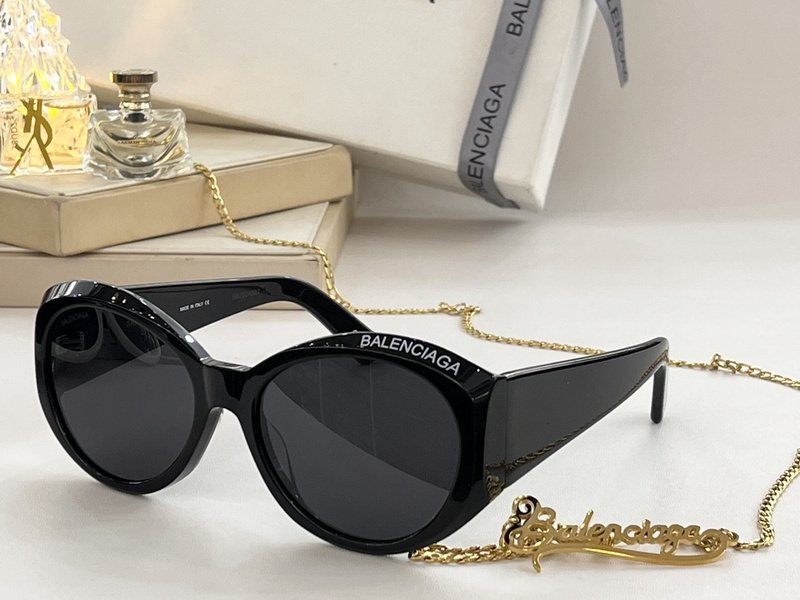 Солнцезащитные очки Balenciaga Round Shaped And One Side Inscription "Black" фото № 2