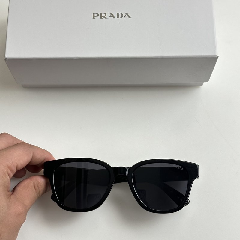 Солнцезащитные очки Prada Frame Decorated By Figure With Logo "Black" фото № 2