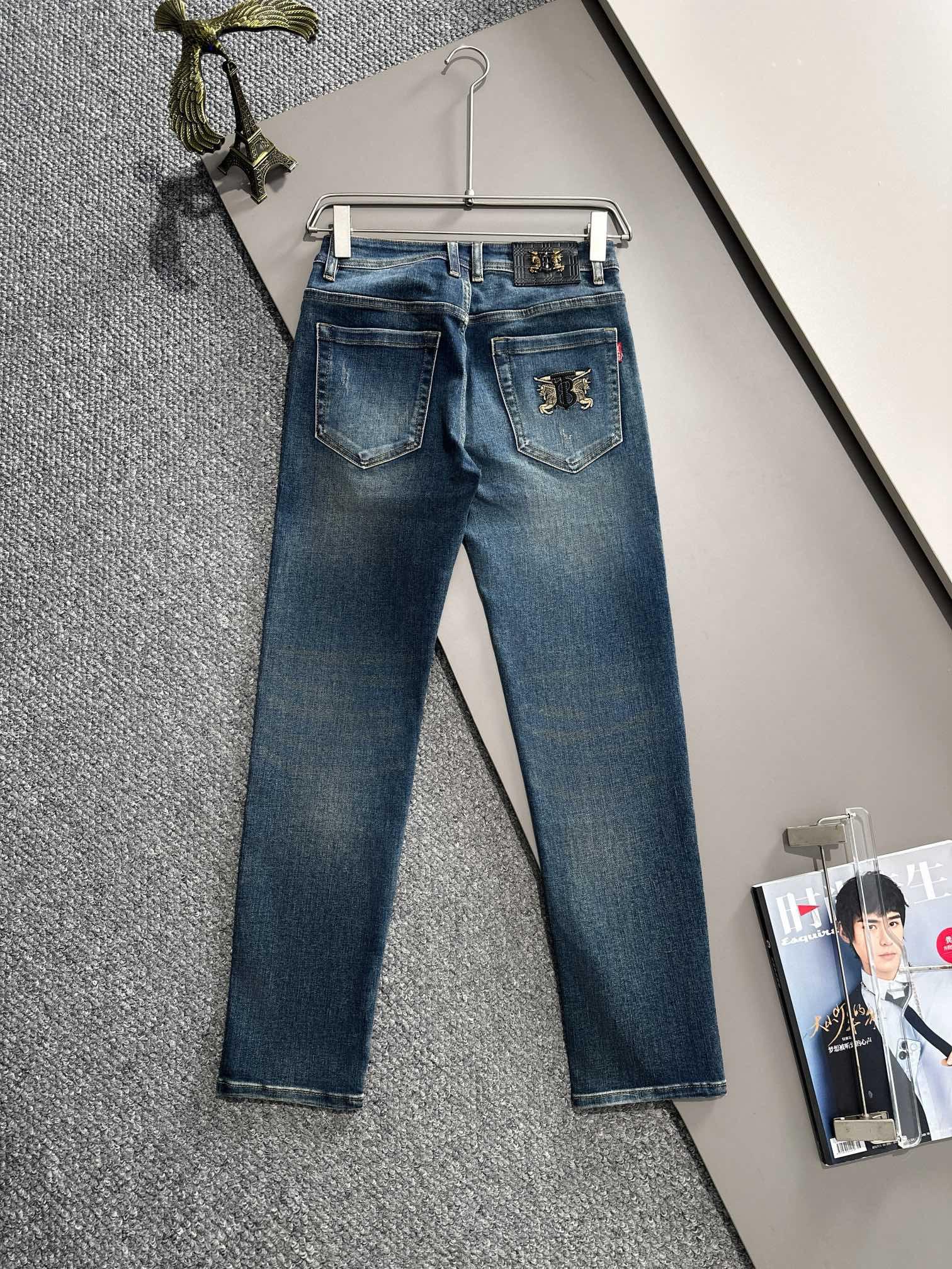 Джинсы Burberry Backside Print On Pocket BT Two Horses "Blue" фото № 7