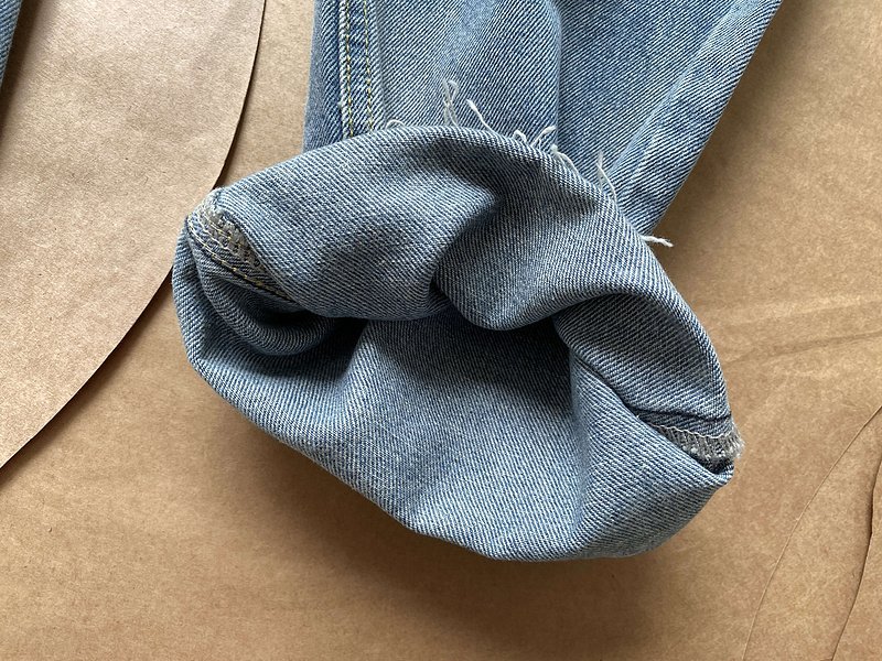 Джинсы Celine Leaky Knees "Blue" фото № 8