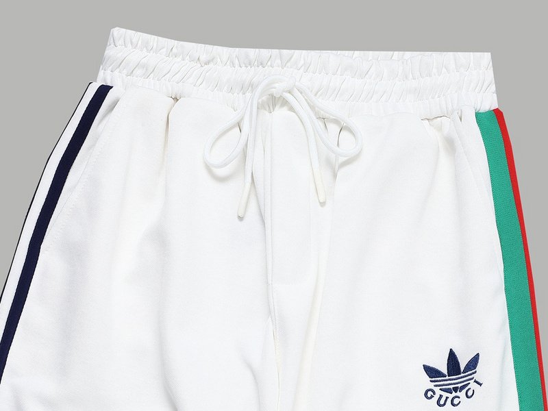 Штаны Gucci X Adidas Different Halves "White" фото № 5