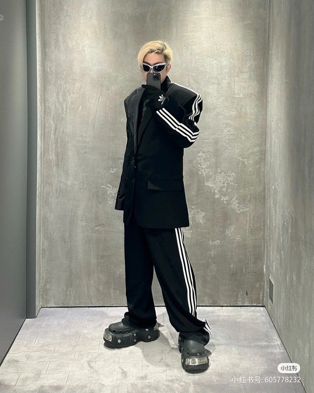 Пиджак Balenciaga x Adidas Side 3-Stripes "Black" фото № 8