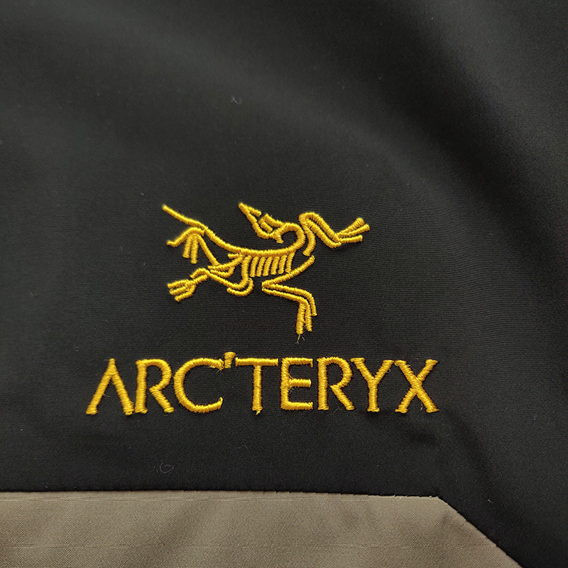 Ветровка Arcteryx Parts With Colors "Black/White" фото № 5