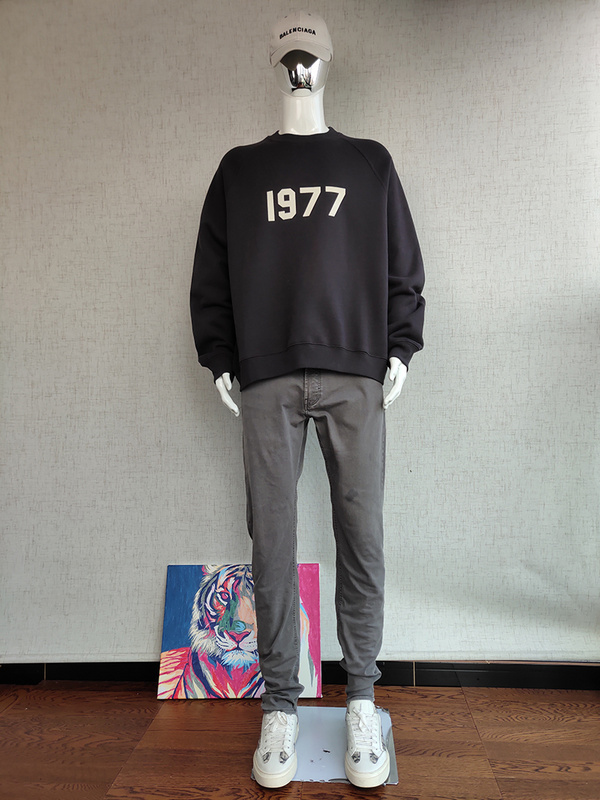 Лонгслив Fear of God Essentials Fleece "Black" фото № 9