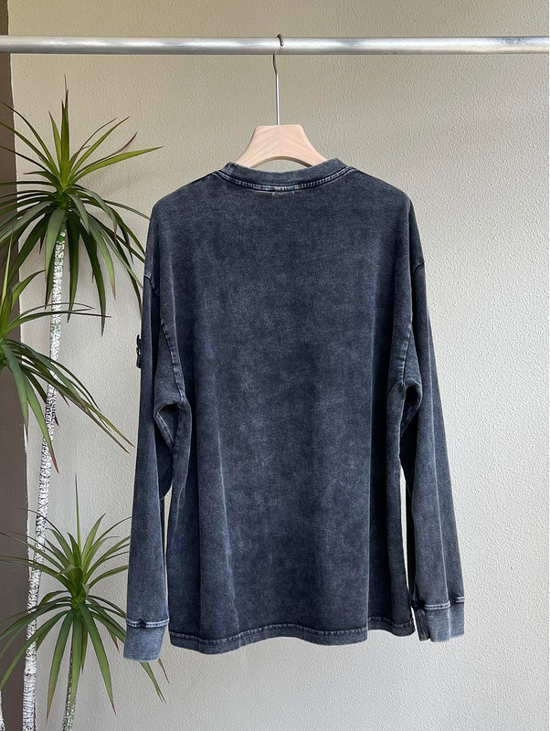 Лонгслив Stone Island With A Rectangular Stripe "Black" фото № 2