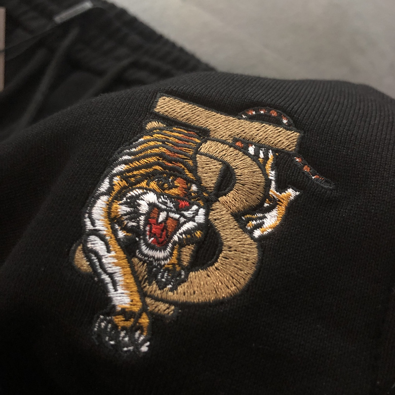 Шорты Burberry Tiger Logo "Black" фото № 6