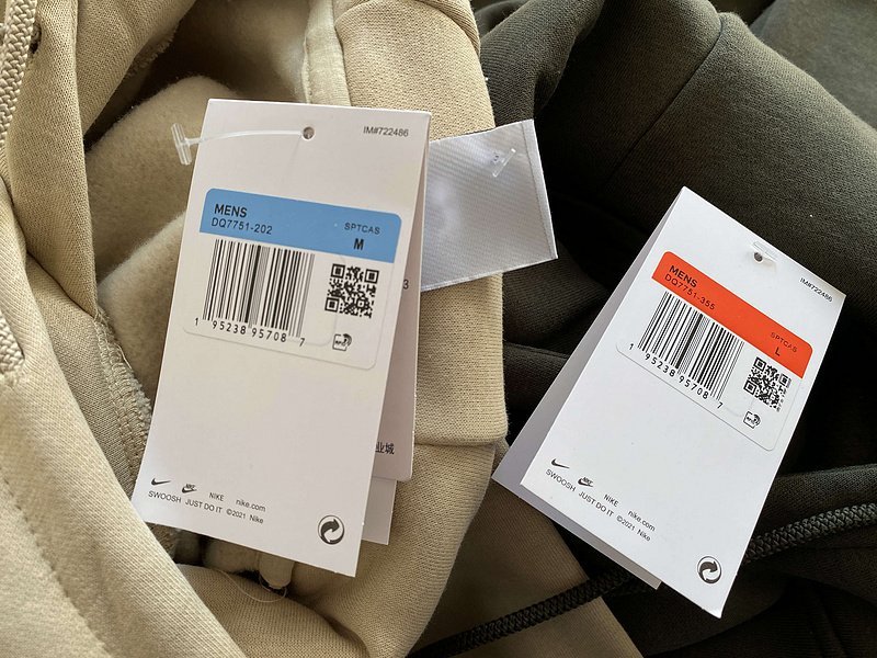 Худи Nike Small Embroidered Logo "Black" фото № 4