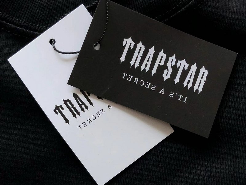 Футболка Trapstar Logo Inscription From Colorful Letters "Black" фото № 7