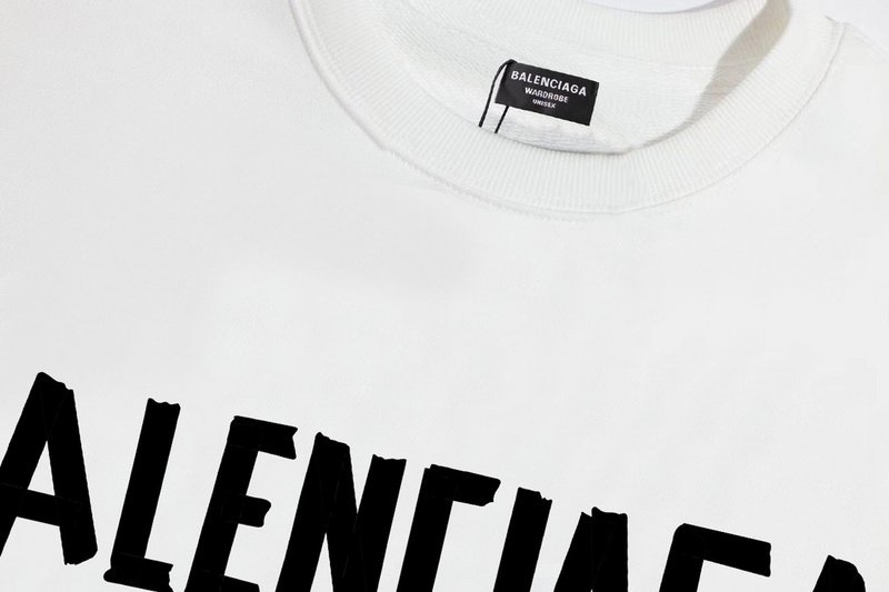 Свитшот Balenciaga Text Logo "White" фото № 4