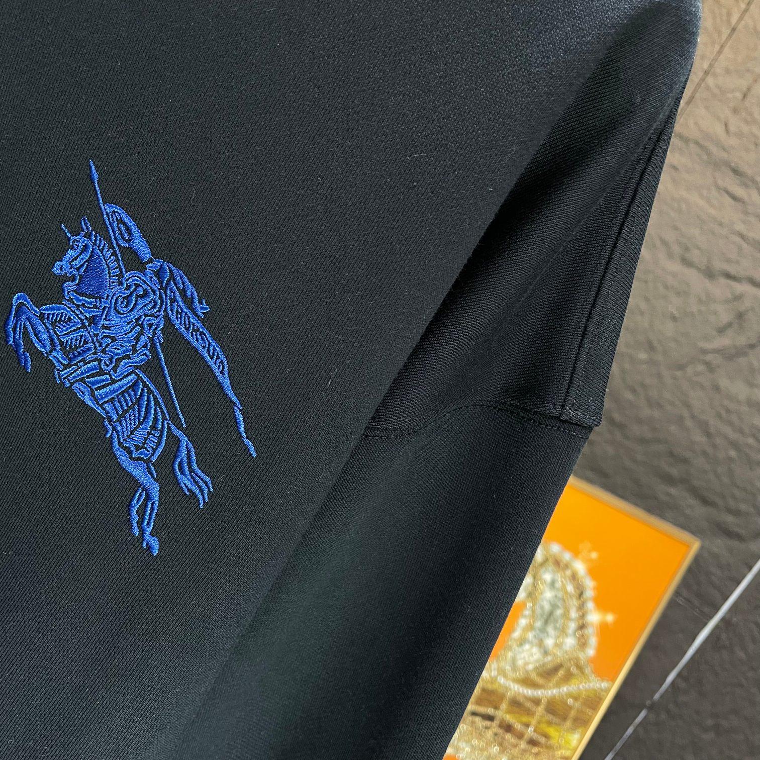 Свитшот Burberry Frontside Print Blue The Horse And The Warrior "Black" фото № 4