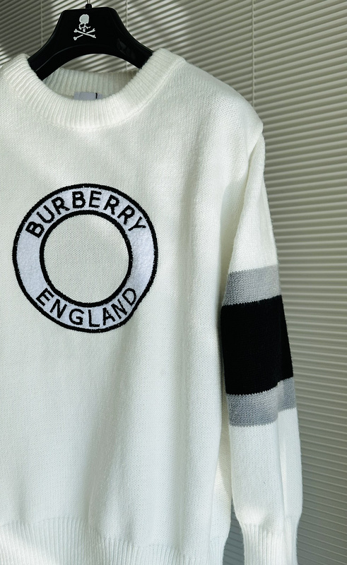 Свитшот Burberry With Stripes On The Sleeves "White" фото № 2