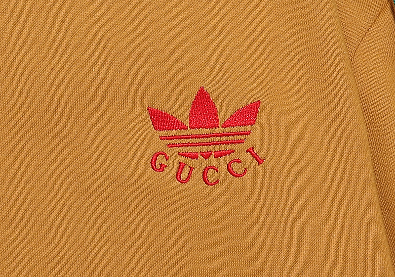 Свитшот Gucci Small Logo And Stripes On The Sleeve "Brown/Yellow" фото № 4