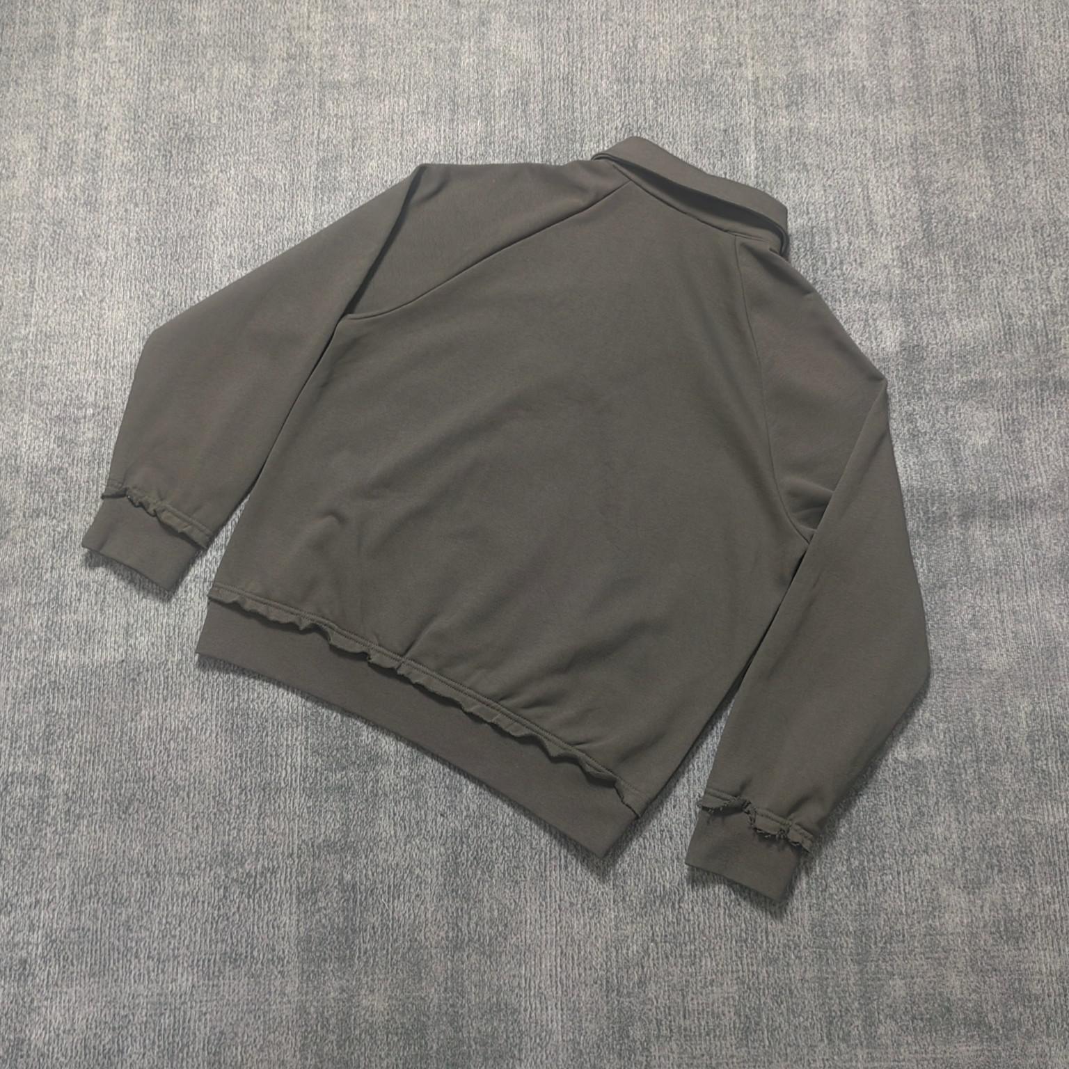 Свитшот Miu Miu Frontside Left Round Logotype Miu Miu "Black" фото № 3